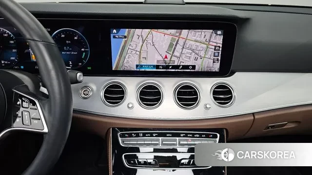 Mercedes-Benz E-Class W213 2021 Серый из Кореи, фото 5