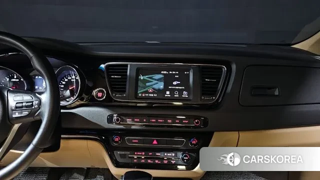 Kia The New Carnival 2018 Черный из Кореи, фото 5