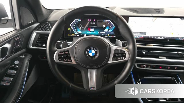 BMW X7 (G07) 2023 Белый из Кореи, фото 5