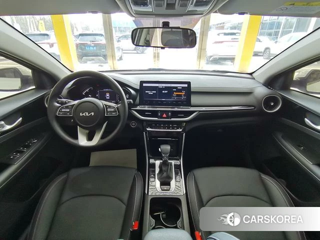 Kia K3 2022 Белый из Китая, фото 5