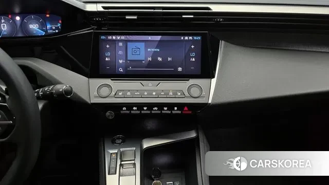 Peugeot 308 Third generation 2023 Черный из Кореи, фото 5