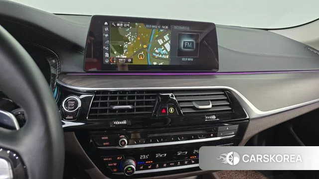 BMW 5 Series (G30) 2018 Черный из Кореи, фото 5