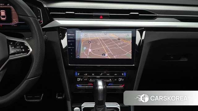 Volkswagen Arteon 2023 Серебристо-серый из Кореи, фото 5