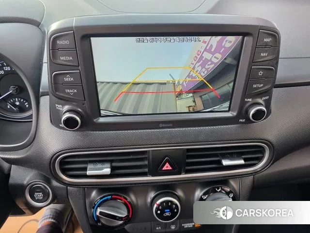 Hyundai Kona 2018 Белый двухцветный из Кореи, фото 5