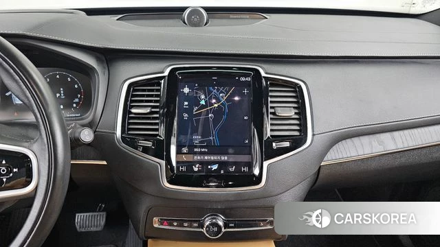 Volvo XC90 second Generation 2022 Черный из Кореи, фото 5