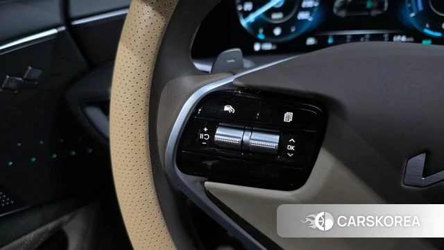 Kia K8 Hybrid 2024 Серый из Кореи, фото 5