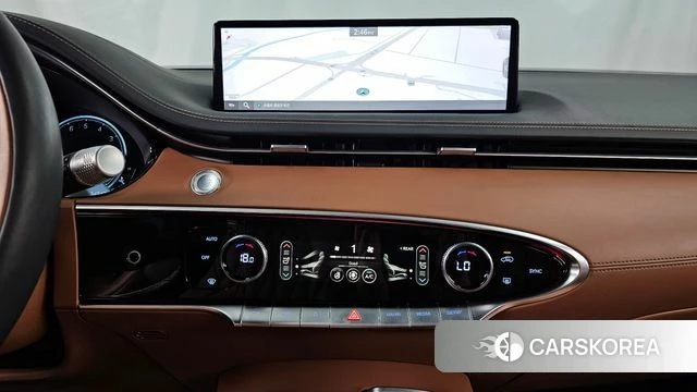 Genesis GV70 2023 Белый из Кореи, фото 5