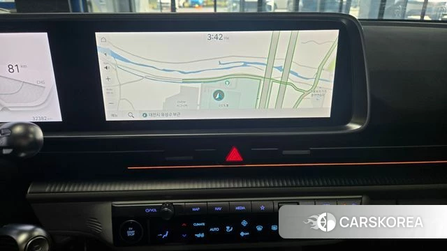Hyundai Ionic 6 2023 Серебристо-серый из Кореи, фото 5