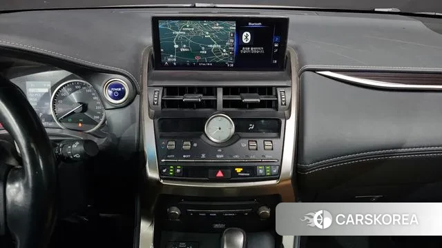 Lexus NX300h 2018 Белый из Кореи, фото 5