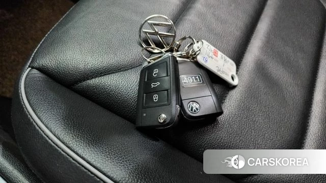 Volkswagen Tiguan second Generation 2021 Серый из Кореи, фото 5