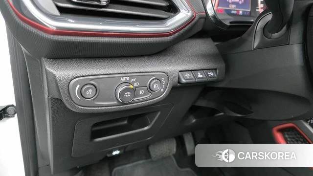 Chevrolet (GM Daewoo) Trailblazer 2023 Белый из Кореи, фото 5