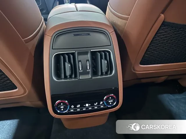 Maserati Levante 2023 Серый из Кореи, фото 5