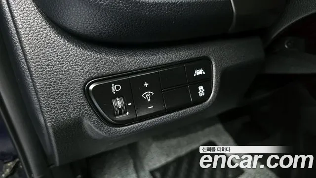 Kia Seltos 2021 Синий из Кореи, фото 5