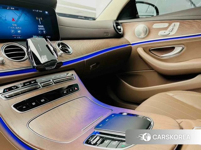 Mercedes-Benz E-class 2023 Черный из Китая, фото 5