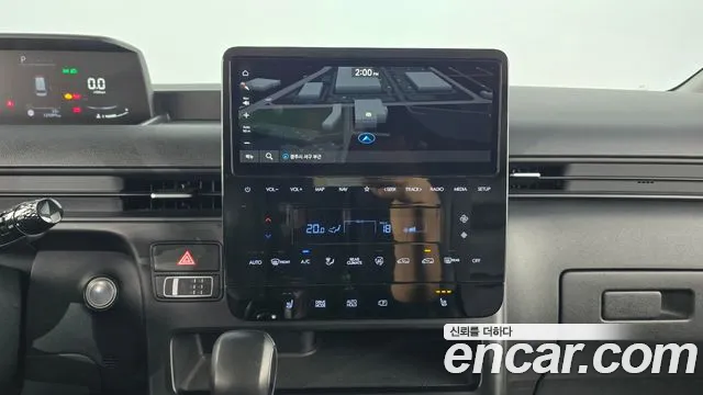 Hyundai Staria 2022 Белый из Кореи, фото 5