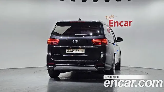 Kia The New Carnival 2018 Серый из Кореи, фото 5