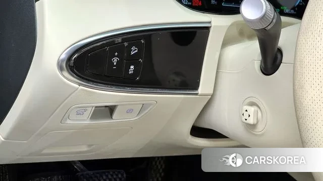 Genesis Electrified GV70 2022 Белый из Кореи, фото 5