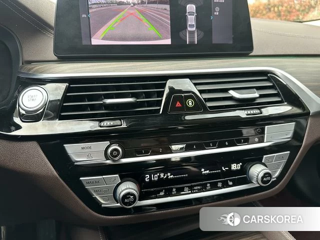 BMW 5 series PHEV 2020 Белый из Китая, фото 5