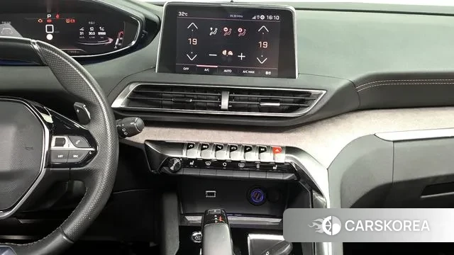 Peugeot 5008 second generation 2022 Белый из Кореи, фото 5