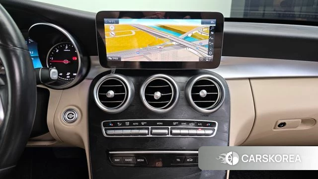 Mercedes-Benz C-Class W205 2019 Белый из Кореи, фото 5