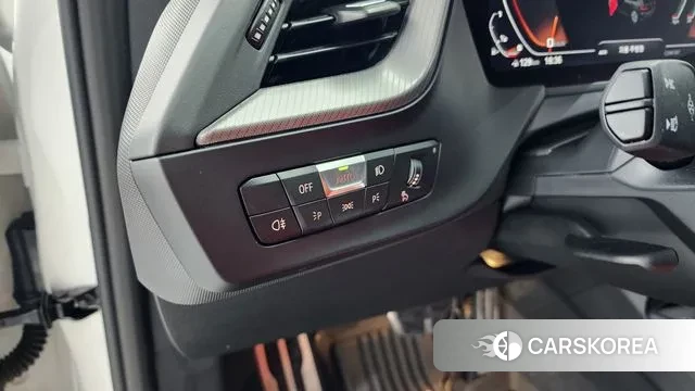 BMW 1 Series (F40) 2023 Белый из Кореи, фото 5