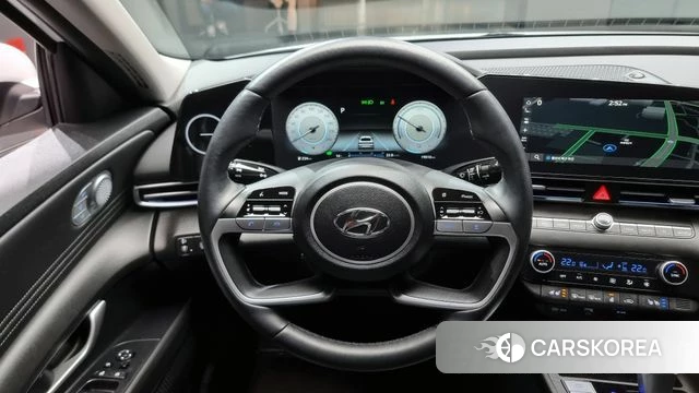 Hyundai Avante Hybrid (CN7) 2023 Белый из Кореи, фото 5