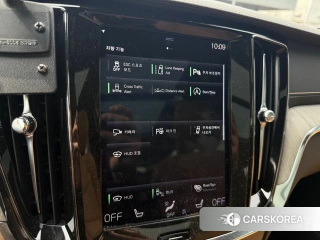 Volvo V60 Cross-Country 2nd Generation 2019 Серый из Кореи, фото 5
