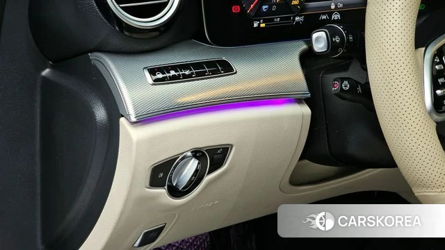 Mercedes-Benz E-Class W213 2020 Белый из Кореи, фото 5