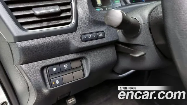 Nissan Leaf (ZE1) 2019 Белый из Кореи, фото 5