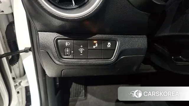 Kia The New K3 2nd generation 2022 Белый из Кореи, фото 5