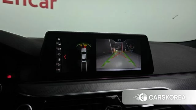BMW 5 Series (G30) 2018 Светло-серебряный цвет из Кореи, фото 5