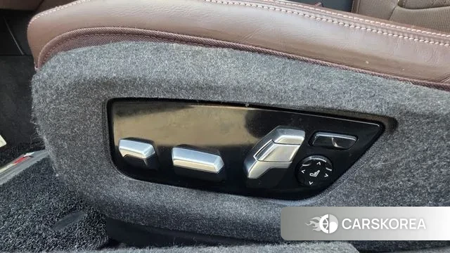 BMW 5 Series (G30) 2022 Белый из Кореи, фото 5