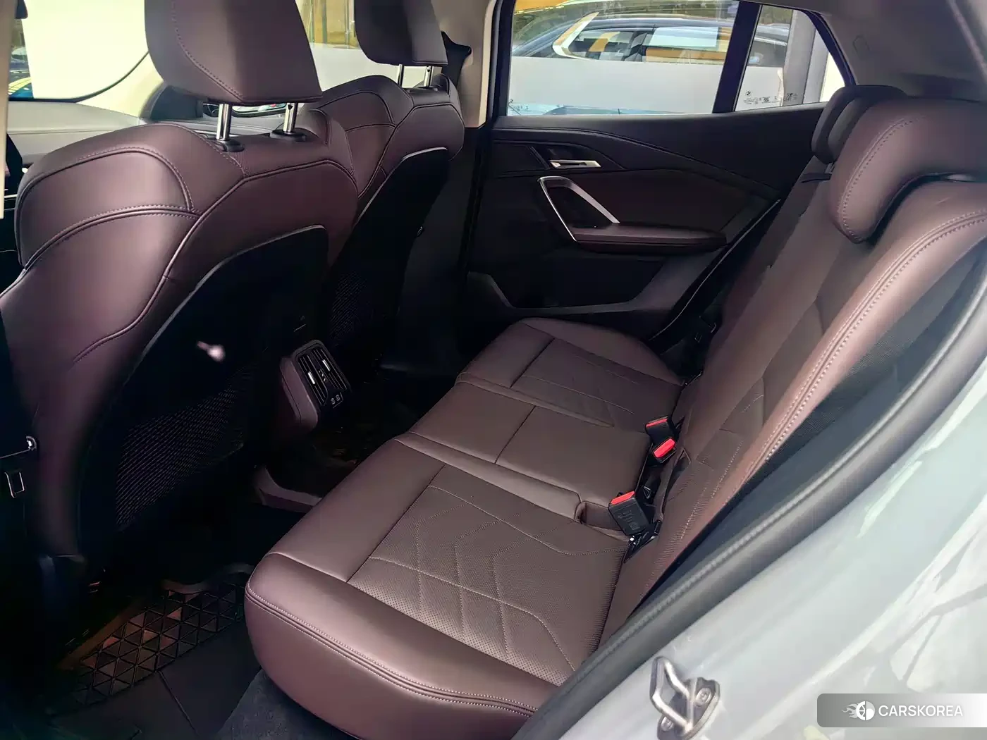 BMW X2 (imported) 2024 Silver/gray из Китая, фото 5