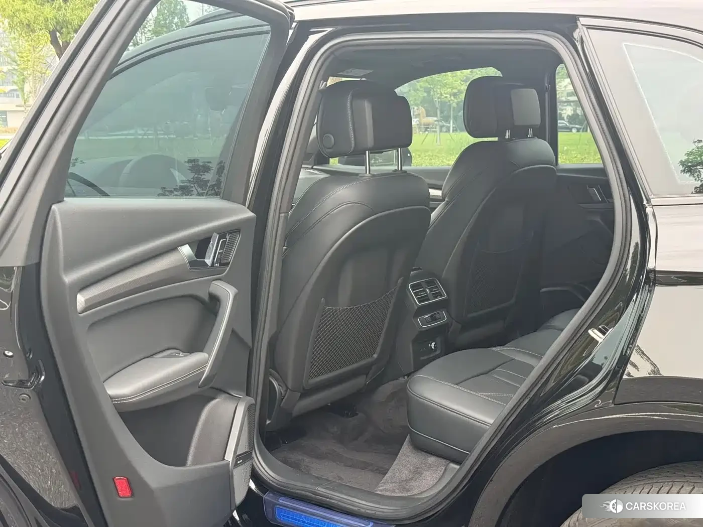 Audi Q5L 2025 Черный из Китая, фото 5
