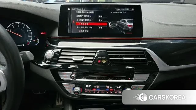 BMW 5 Series (G30) 2019 Черный из Кореи, фото 5