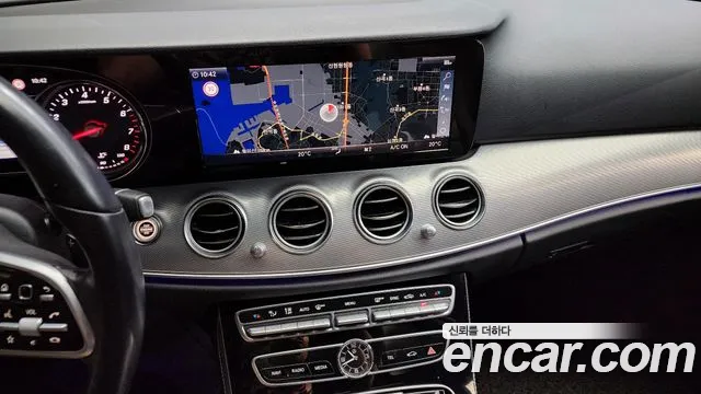 Mercedes-Benz E-Class W213 2018 Белый из Кореи, фото 5