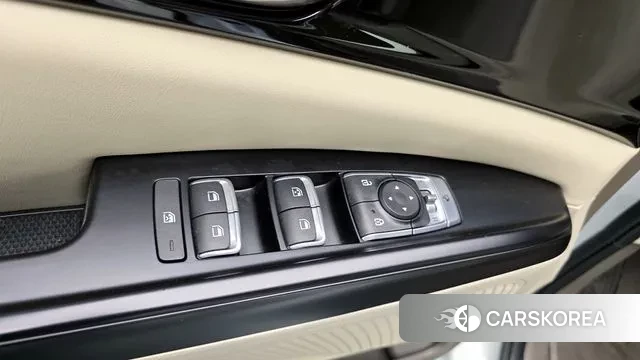 Kia Carnival 4th generation 2023 Белый из Кореи, фото 5