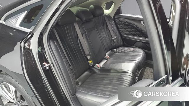 Kia K8 Hybrid 2022 Черный из Кореи, фото 5