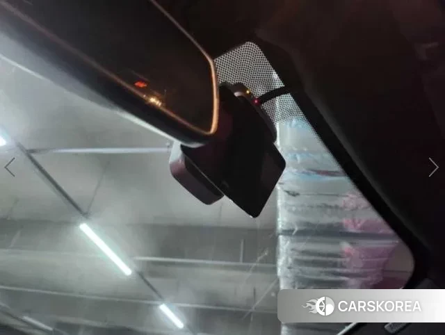 BMW 5 Series (G30) 2023 Белый из Кореи, фото 5