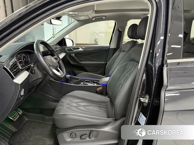 Volkswagen Tiguan L 2023 Черный из Китая, фото 5