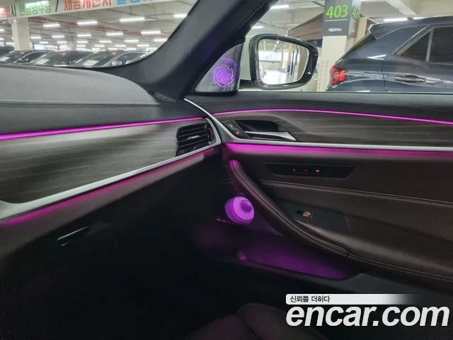 BMW 5 Series (G30) 2019 Белый из Кореи, фото 5