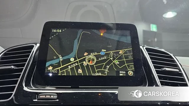 Mercedes-Benz GLE - Class W166 2018 Белый из Кореи, фото 5