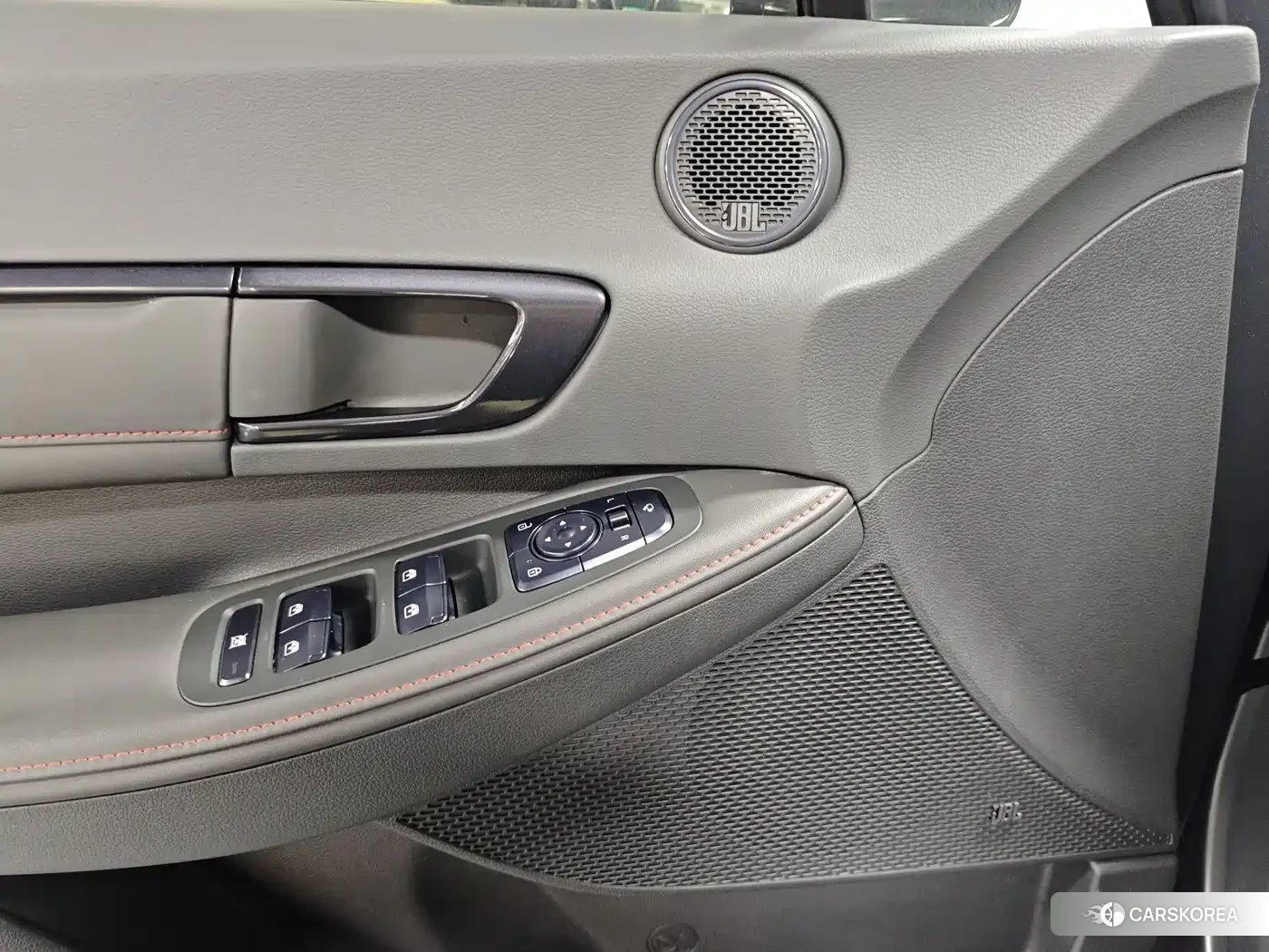 Hyundai Sonata 2022 Silver/gray из Китая, фото 5