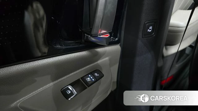 Kia The New Carnival 4th Generation 2025 Черный из Кореи, фото 5