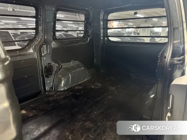 Hyundai Staria 2022 Серый из Кореи, фото 5