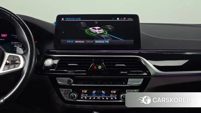 BMW 5 Series (G30) 2021 Белый из Кореи, фото 5