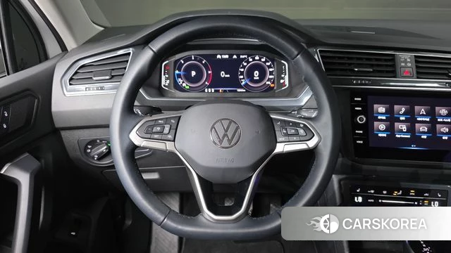 Volkswagen Tiguan second Generation 2022 Белый из Кореи, фото 5
