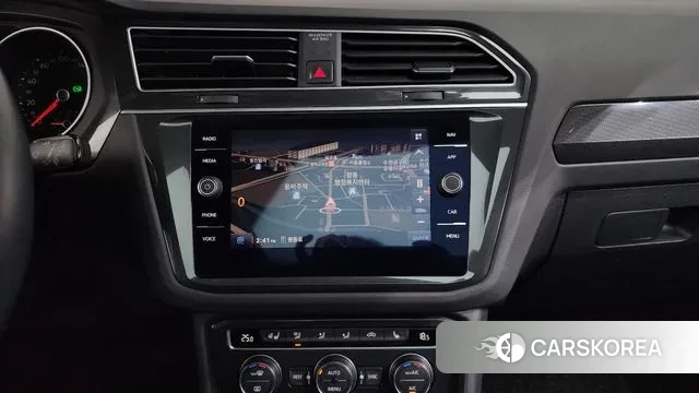 Volkswagen Tiguan second Generation 2019 Черный из Кореи, фото 5