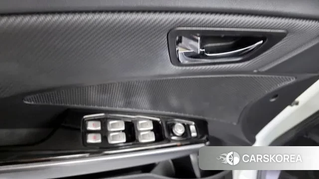 Ssangyong Tivoli Armor 2018 Белый из Кореи, фото 5