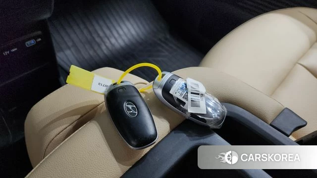 Hyundai Staria 2021 Белый из Кореи, фото 5